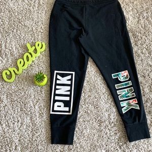 🌴 Tropical VS Joggers 🌴